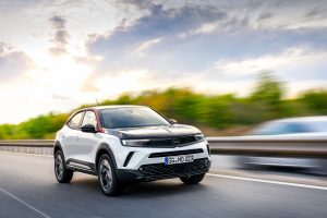 Opel Mokka: rusza kampania pt.”Mniej jak jazda testowa. Bardziej jak moc wrażeń”