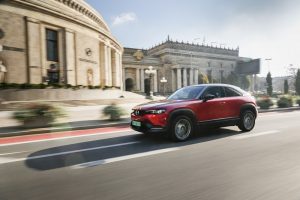 Mazda MX-30: pierwszy elektryk w cenie benzynowego odpowiednika. Wszystko dzięki ekodopłacie!