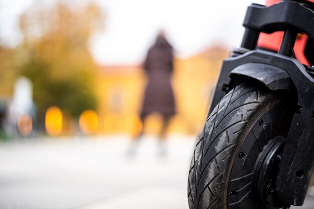 Jak chronić swój motocykl przed niekorzystnymi warunkami atmosferycznymi